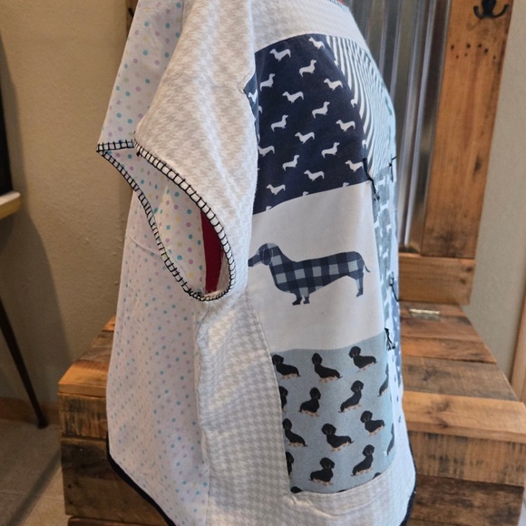 Patchwork Dachshund Top in Navy & Light Blue - Picture 4 of 6